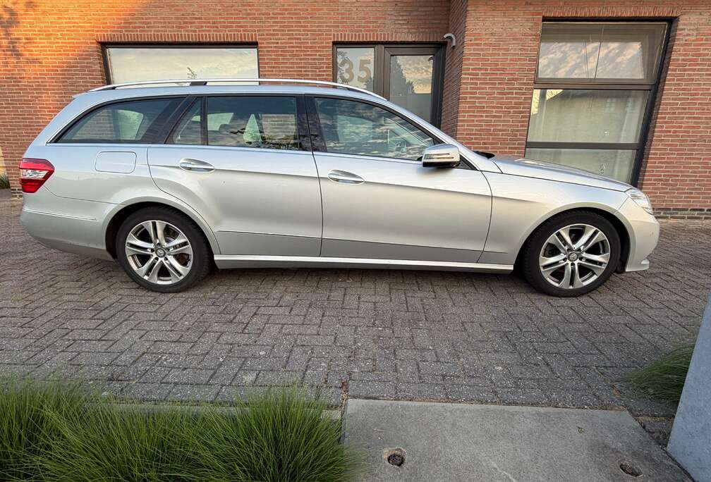 Mercedes-Benz E 200 BE Avantgarde