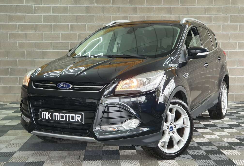 Ford 1.6 ESSENCE/CAMERA/SIEGES CHAUFFANT/TOIT OUVRANT