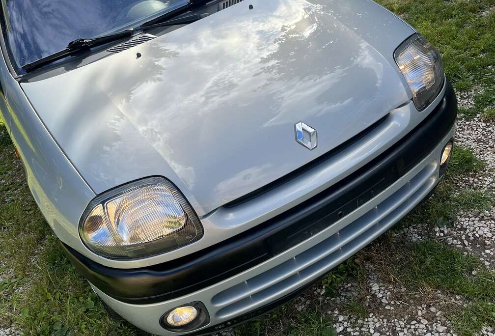 Renault 1.6i RXT