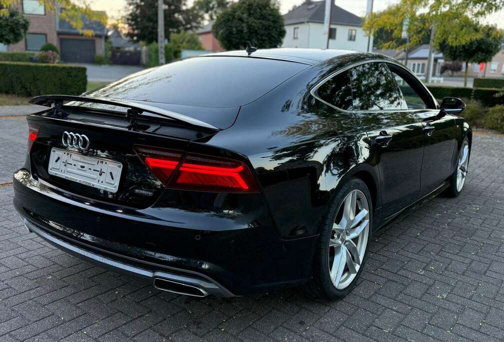 Audi 3.0 TDi V6 Quattro S tronic