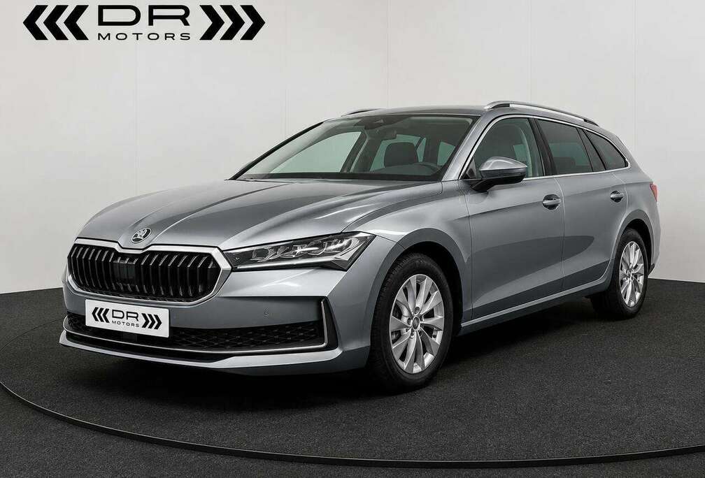Skoda ADAPTIVE CRUISE - DODE HOEK - MASSAGE - CAMERA