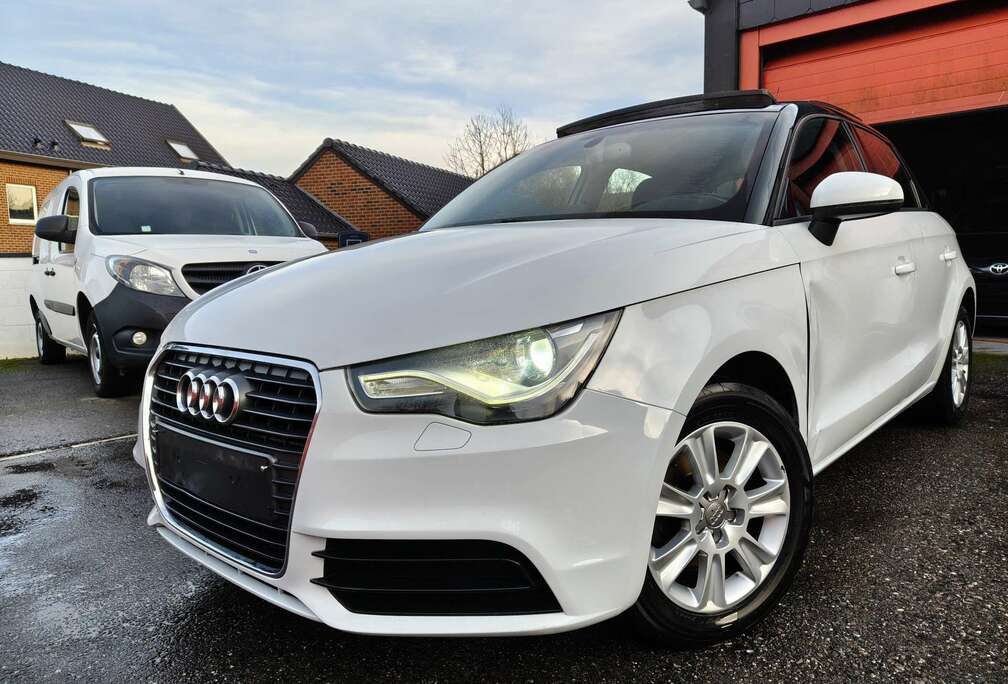Audi Sportback 1.6 TDi 5 Portes *Toit Ouvrant*Bi Xénon*