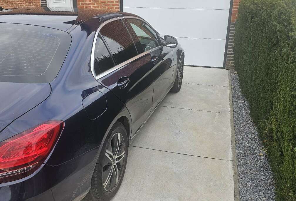 Mercedes-Benz d Business Solution