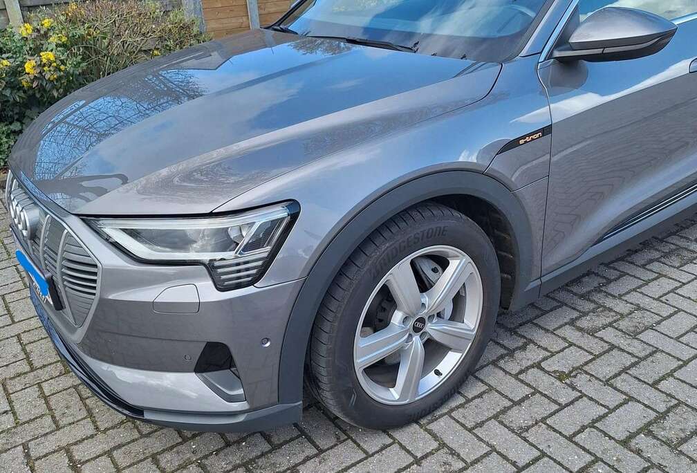 Audi E-Tron 71 kWh 50 Quattro attraction 3