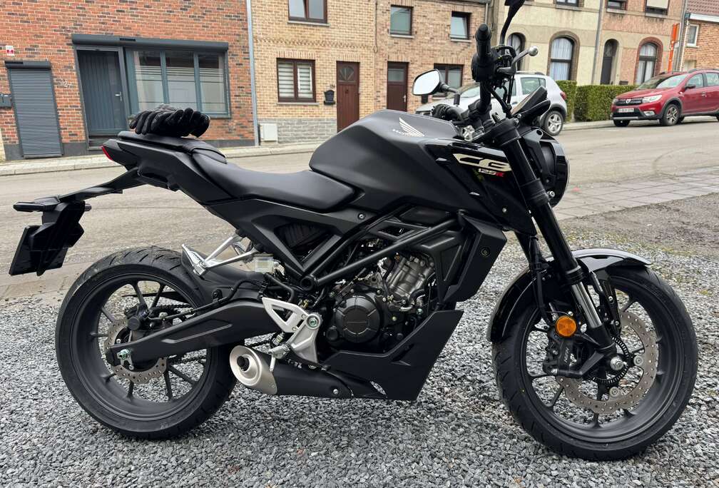Honda CB 125 R 2025