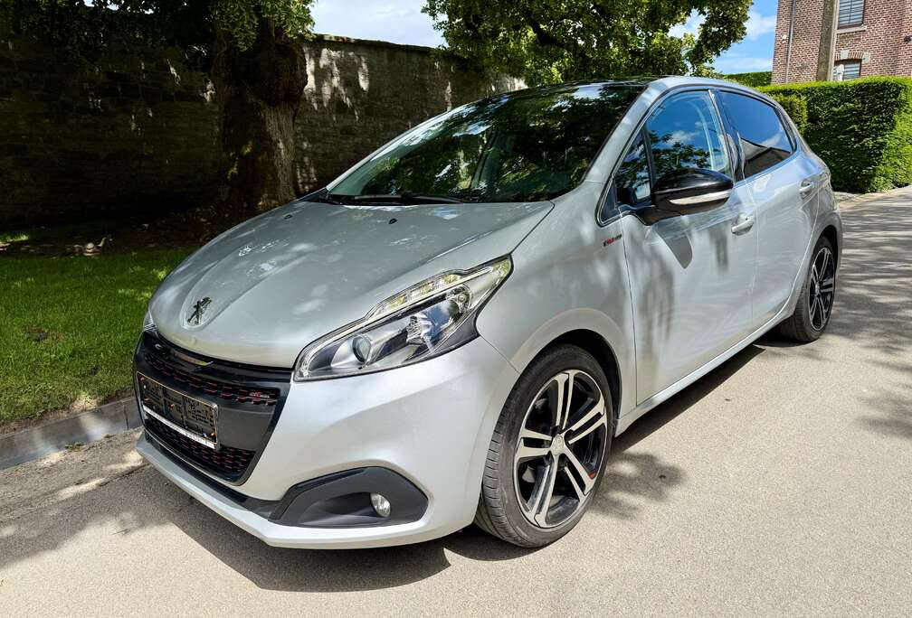 Peugeot 208 1.6 BlueHDi GT Line S