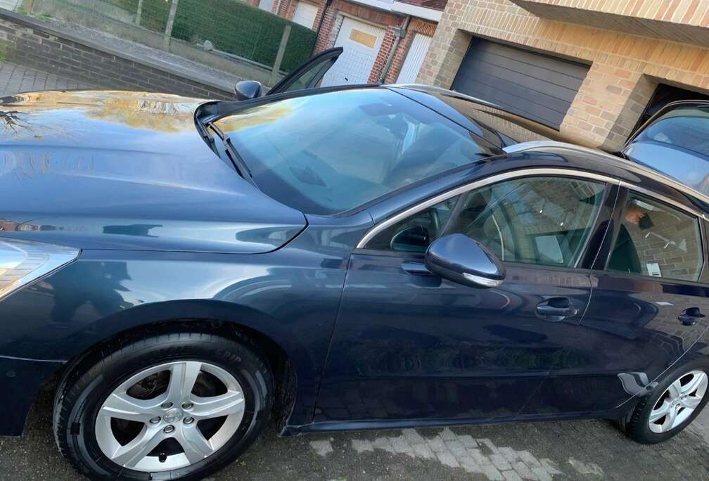 Peugeot SW 2.0 HDi Active Auto