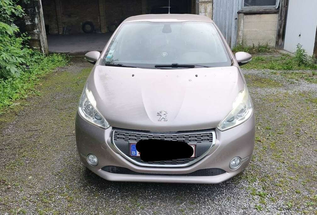 Peugeot 1.2 VTi 82ch BVM5 Active