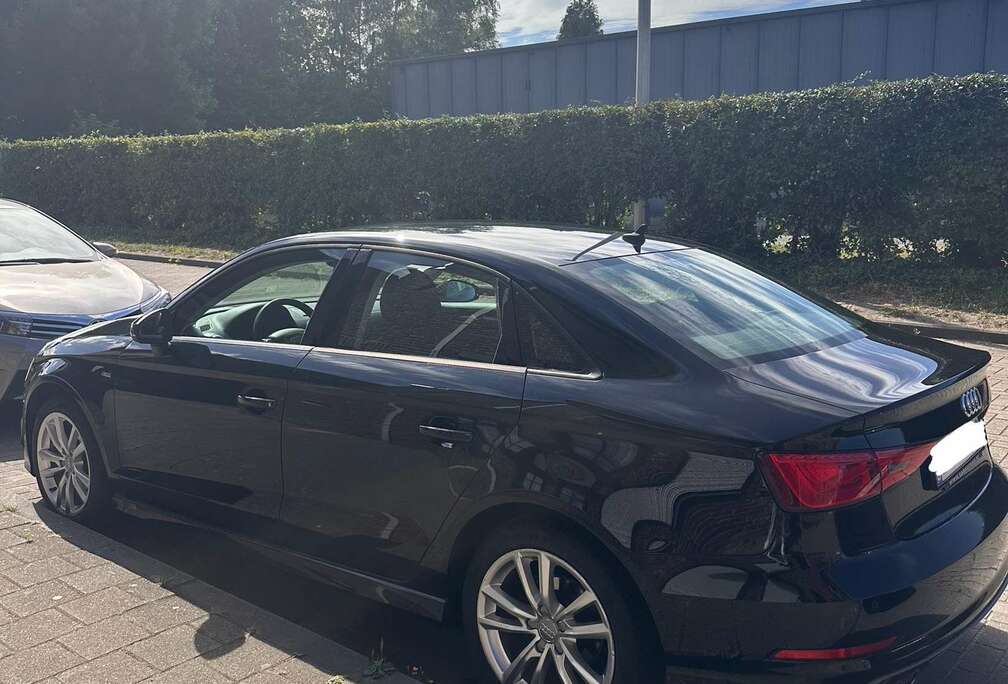Audi 2.0 TDi S line - 2015