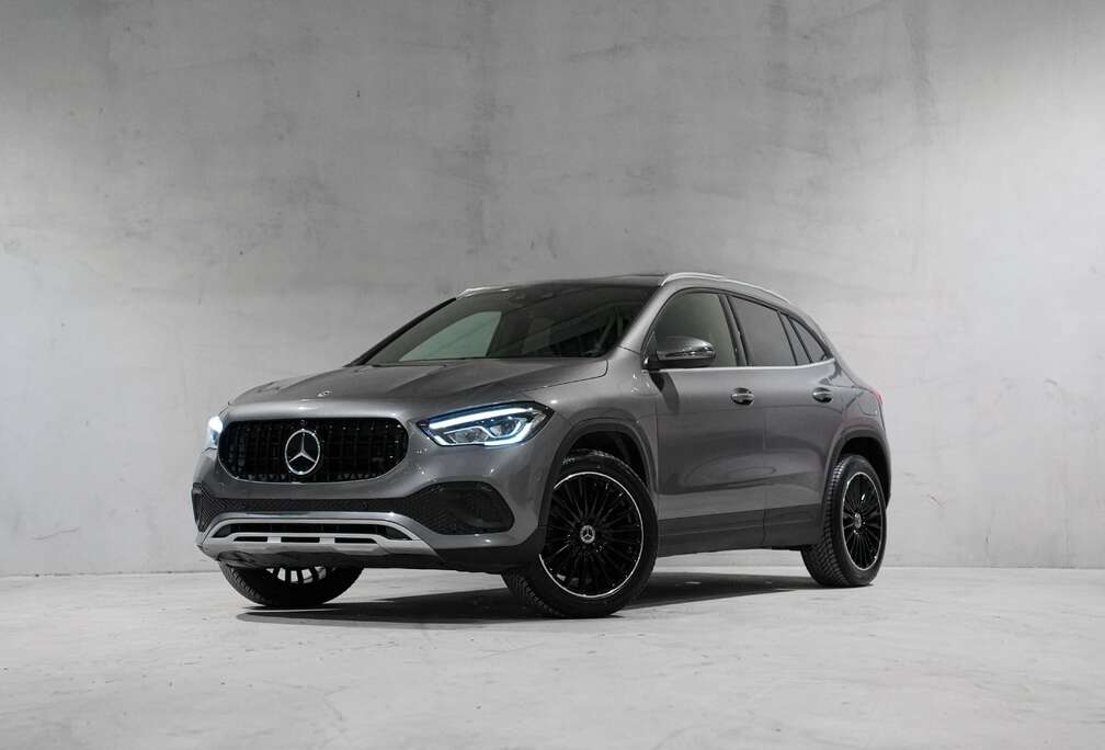 Mercedes-Benz ✖️ 19\' AMG | LED | BLACK PACK | TVA ✔