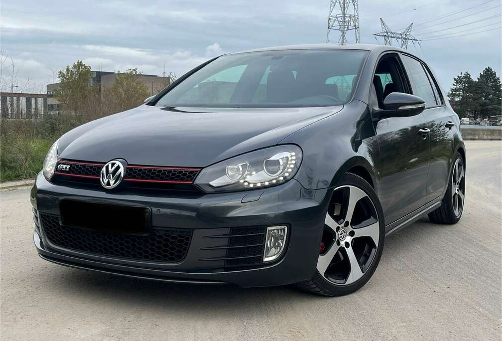 Volkswagen 2.0 TSI //Afneembaar Trekhaak//