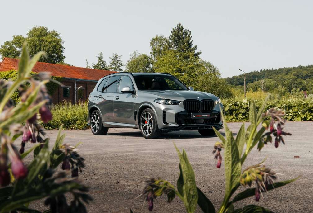 BMW xDrive40i M Sport  Full Option  Pano  HUD  Harman Kardon