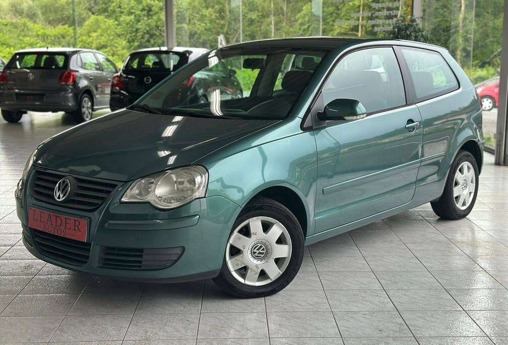 Volkswagen  1.2 ESSENCE 64CV - AIRCO
