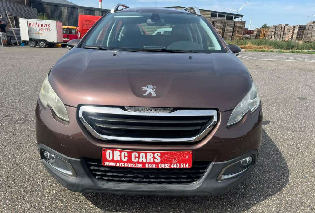 Peugeot PEUGEOT 2008 1.2i BENZINE ALLURE NAVI CRUISE GARANTIE