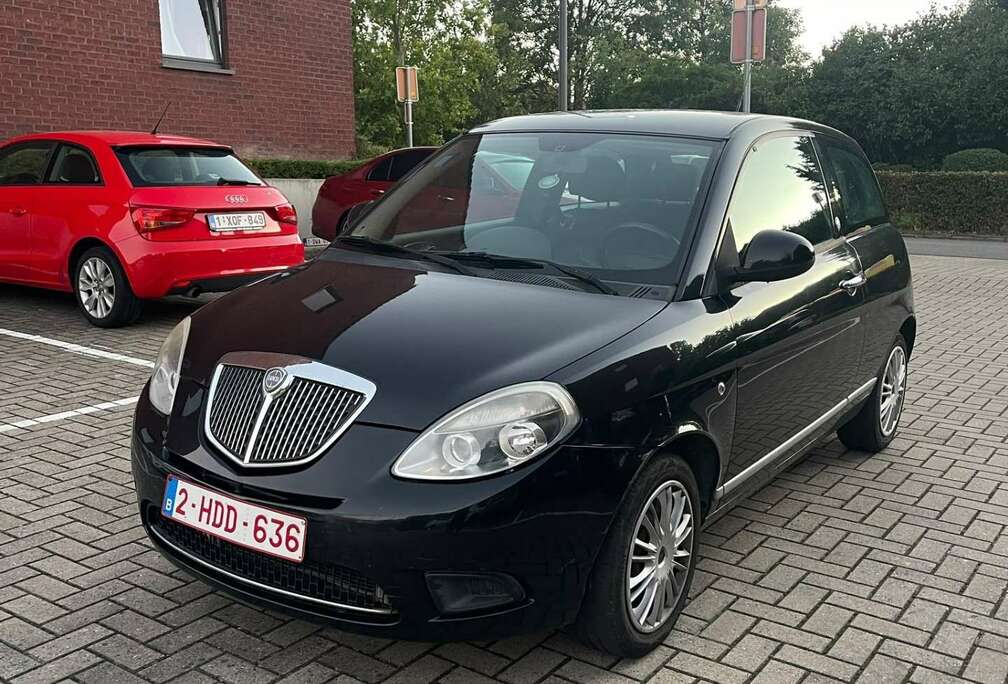 Lancia 1.2i Elefantino Blu