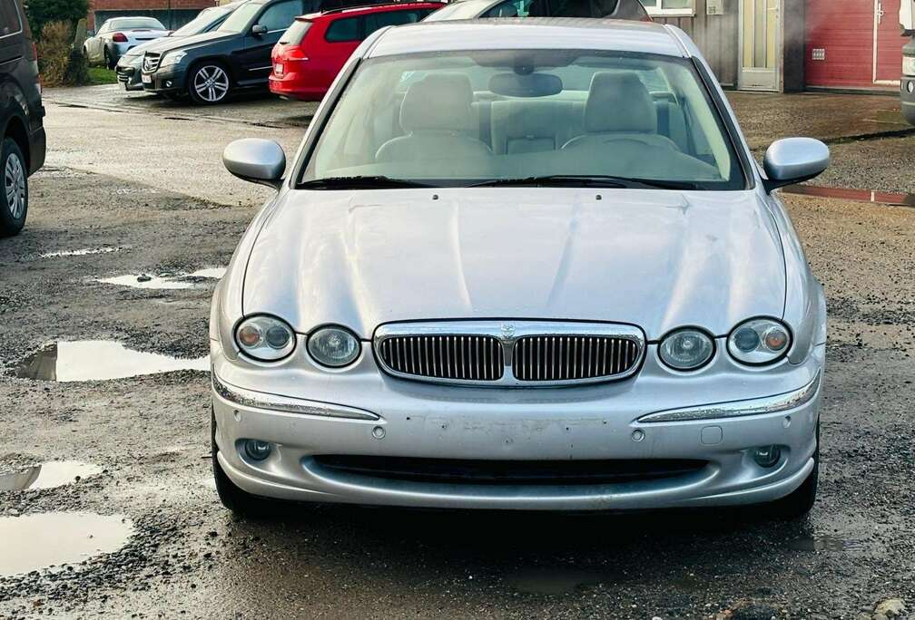 Jaguar 2.5 V6 4x4 Aut. Executive