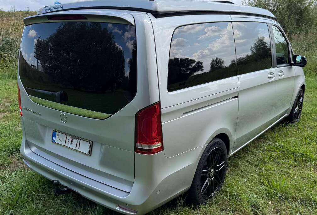 Mercedes-Benz 250 AMG met héél véél knappe opties. Nieuwstaat!
