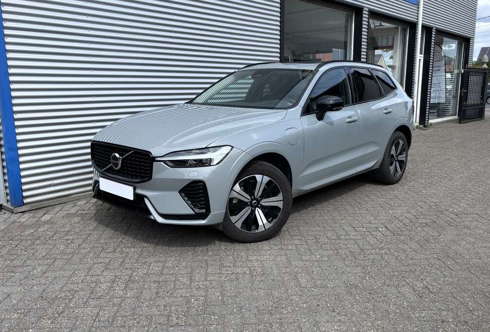 Volvo XC60 2.0 T6 PHEV AWD Plus Dark (257kW)