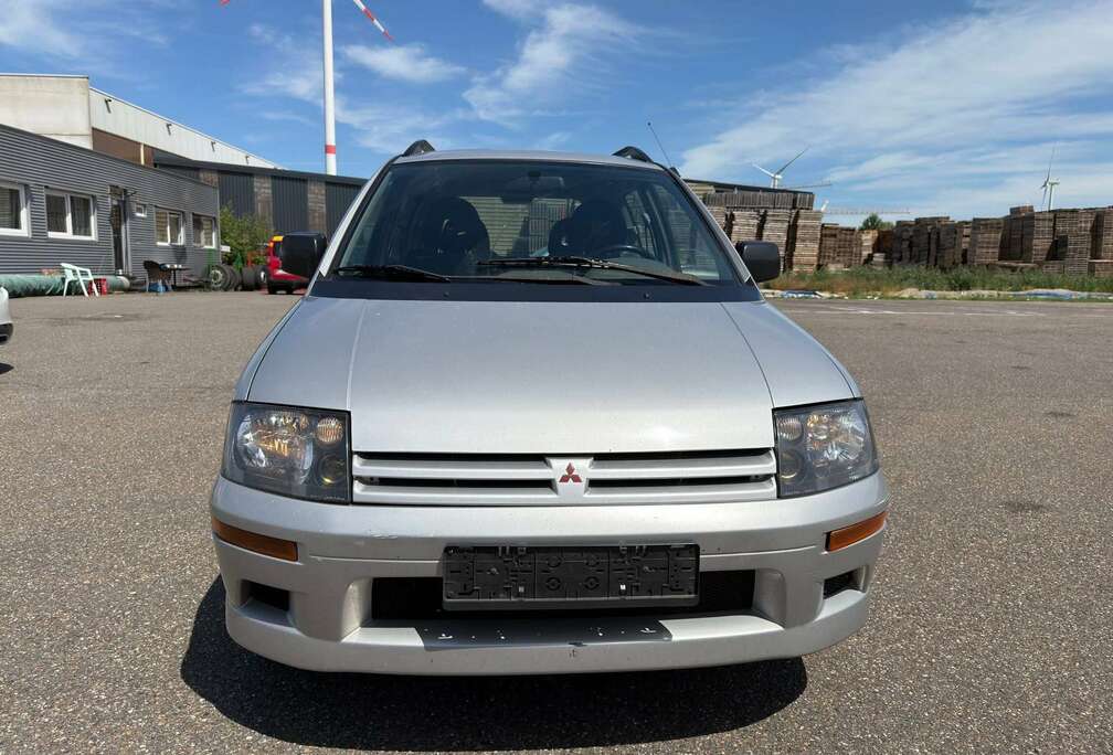 Mitsubishi  Mitsubishi Space Run 2.0 Benzine  Slechts 112.000 km