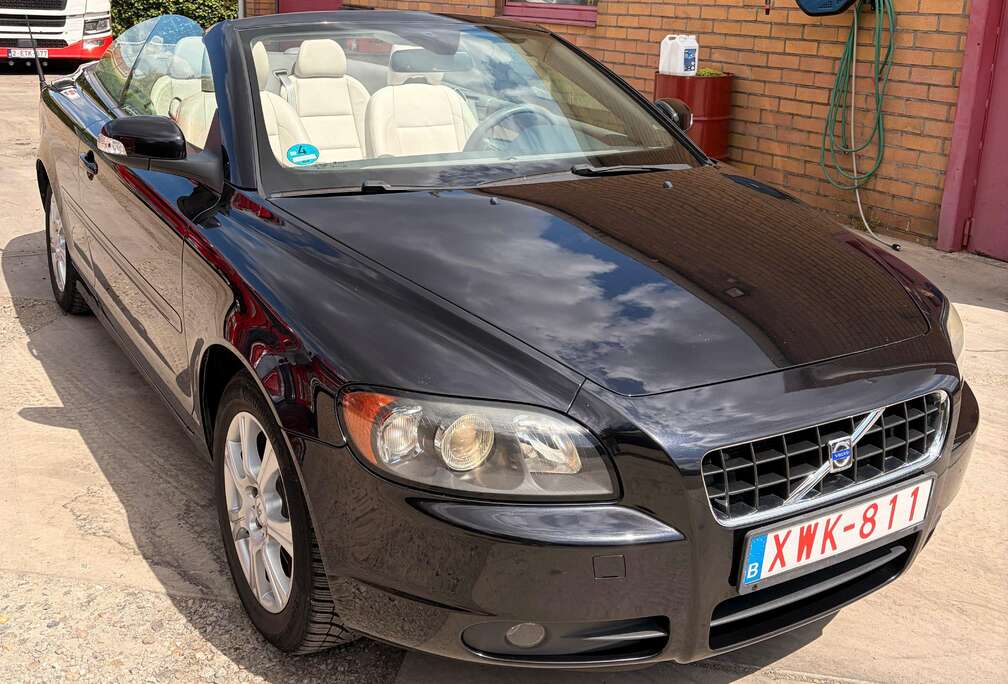 Volvo C70 Cabrio 2.4i 20v Momentum