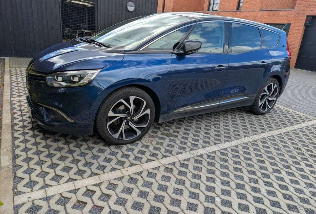 Renault BLUE dCi 120 EDC BOSE EDITION