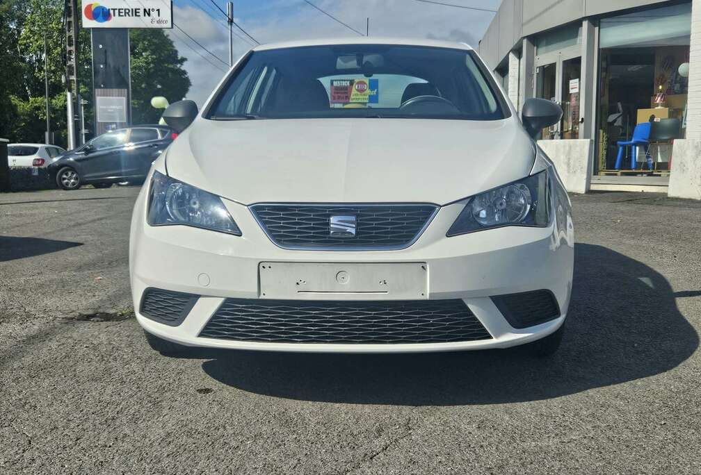 SEAT 1.2 Essence 69cv Euro 5b