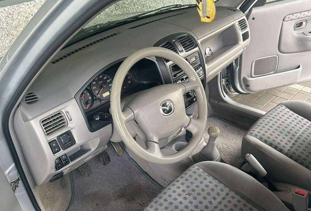 Mazda 1.5 Exclusive