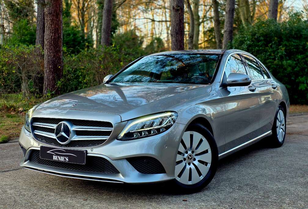 Mercedes-Benz C 180 9G-TRONIC