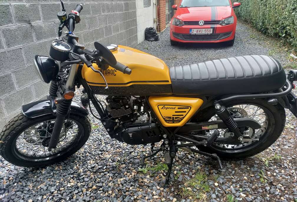 Bullit 125 gs