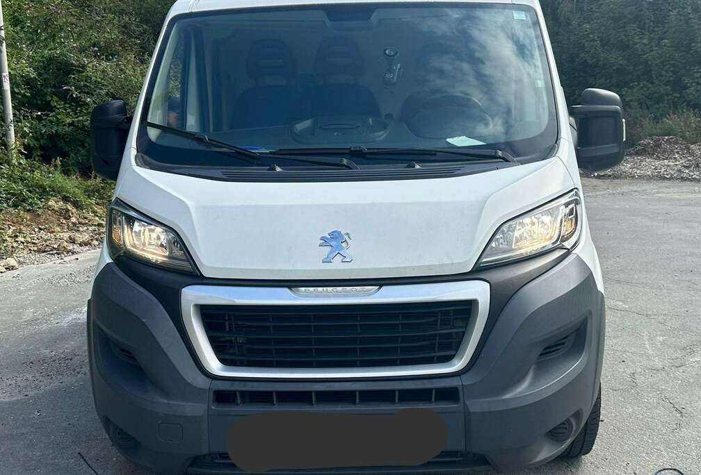 Peugeot 2.0 BlueHDi L2H1 Premium S/S
