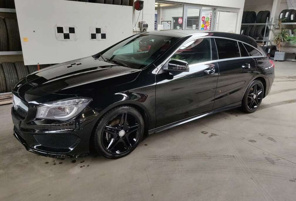 Mercedes-Benz CLA Shooting Brake 180 7G-DCT AMG Line