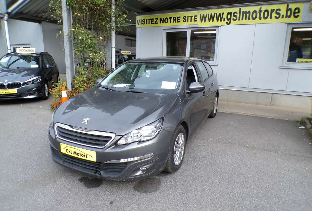 Peugeot 1.2 110cv break gris 04/17 96.353km Airco Capteurs