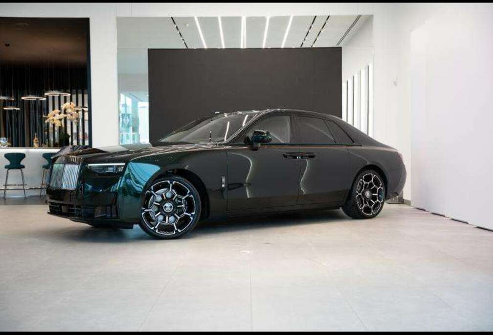 Rolls-Royce Black Badge Provenance 2 Year Warranty & Service