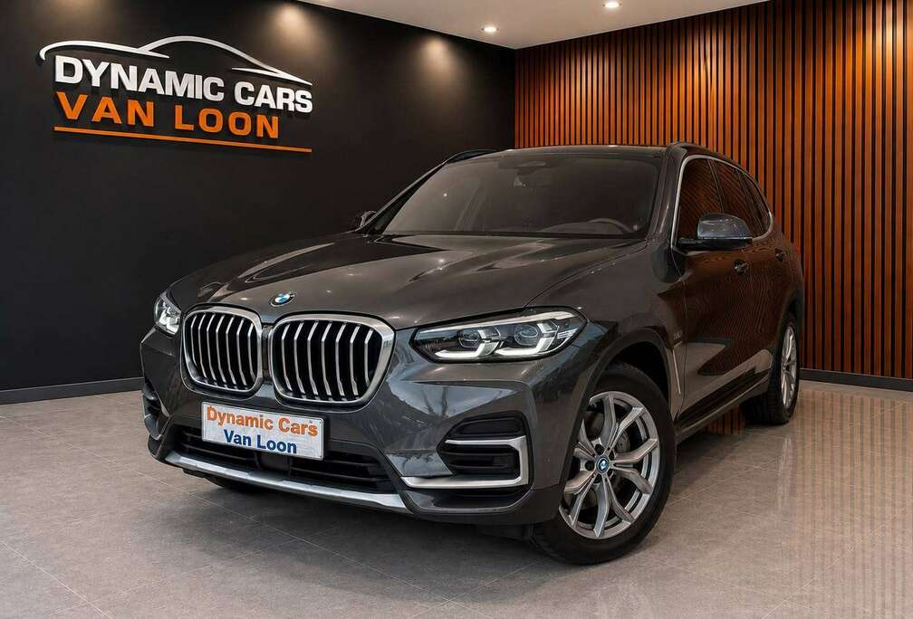 BMW 3.0i 286Pk xDrive45e Plug-In Hybrid Adaptieve Cruise Full Leder CarPlay Alle Veiligheids Opties 1ste Eigenaar  Top Staat