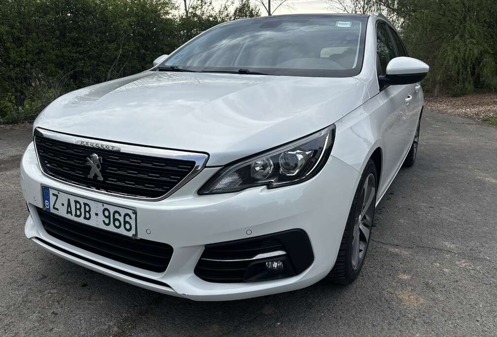 Peugeot SW 1.2 e-thp Tech Edition (EU6.2)