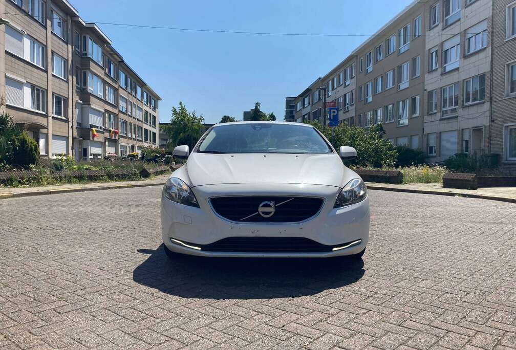Volvo | D2 Diesel Navigatie Bluethooth AC