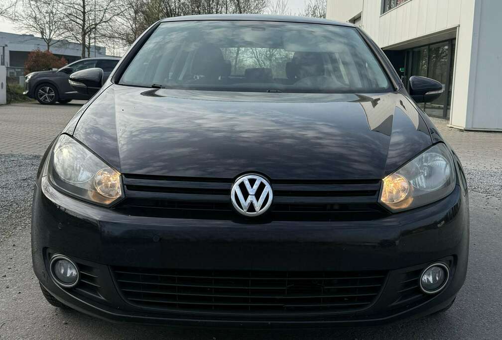 Volkswagen Golf 1.6 CR TDi Trendline DPF