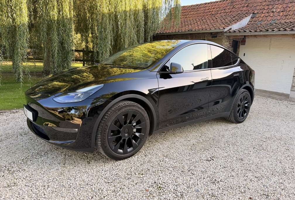 Tesla 72.5 kWh Dual Motor Performance (377 kW)