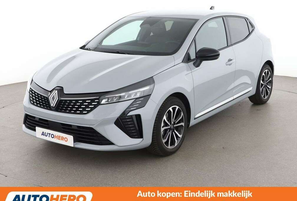 Renault 1.6 Hybrid E-Tech Techno