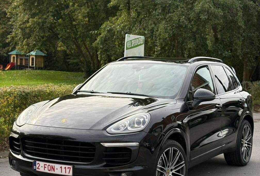 Porsche Platinum Edition