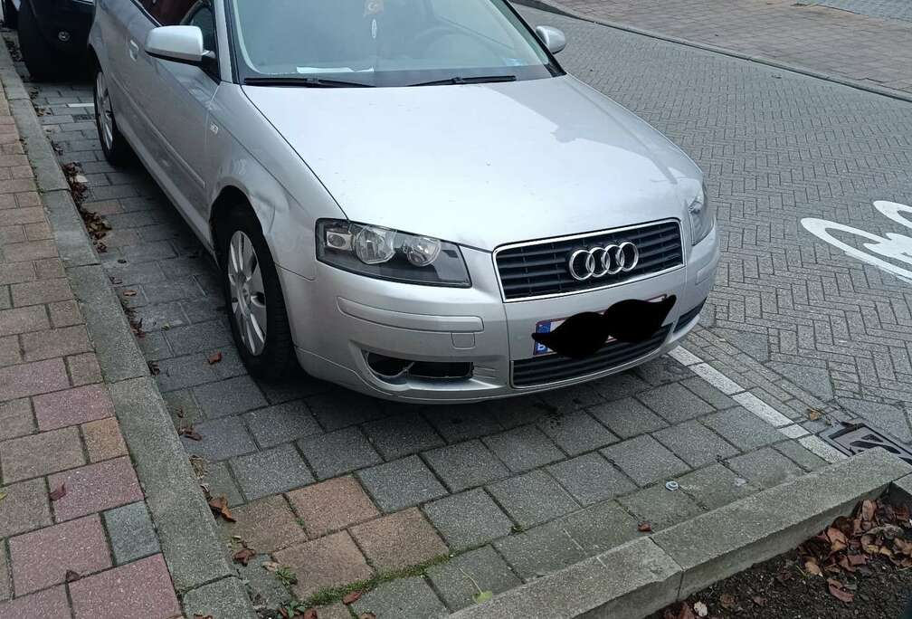 Audi 1.6i Ambition marchand ou export