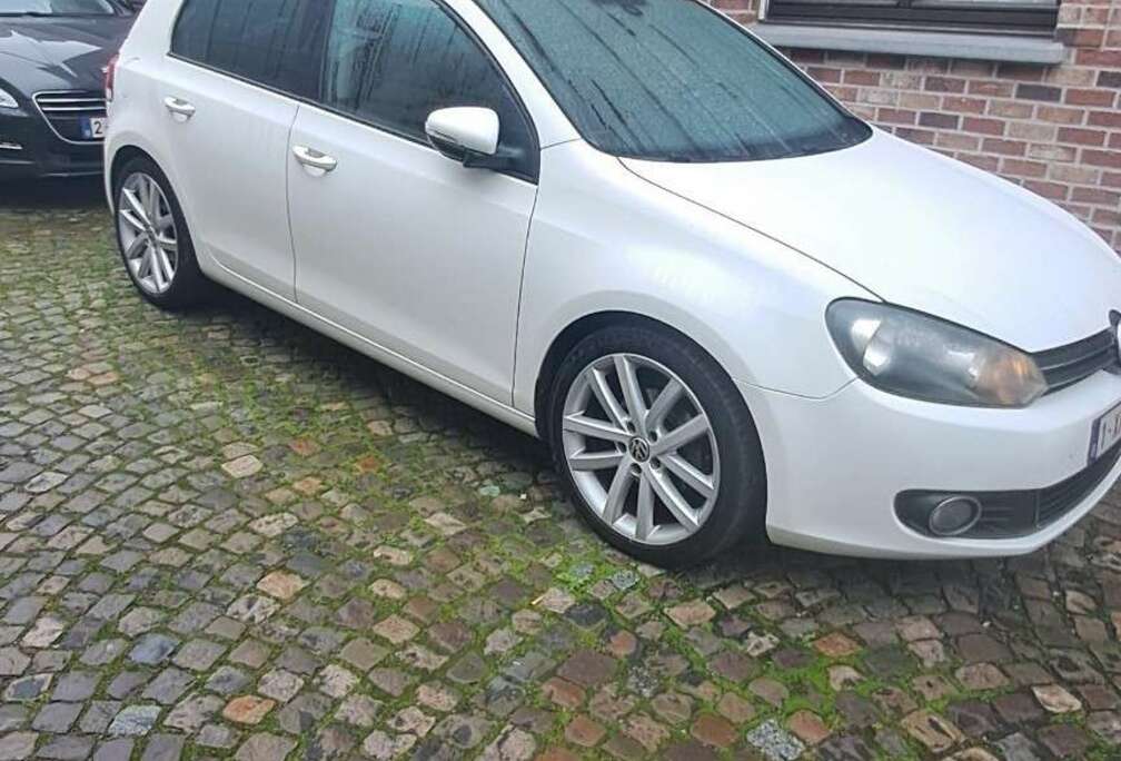 Volkswagen 5p 1.6 tdi Highline