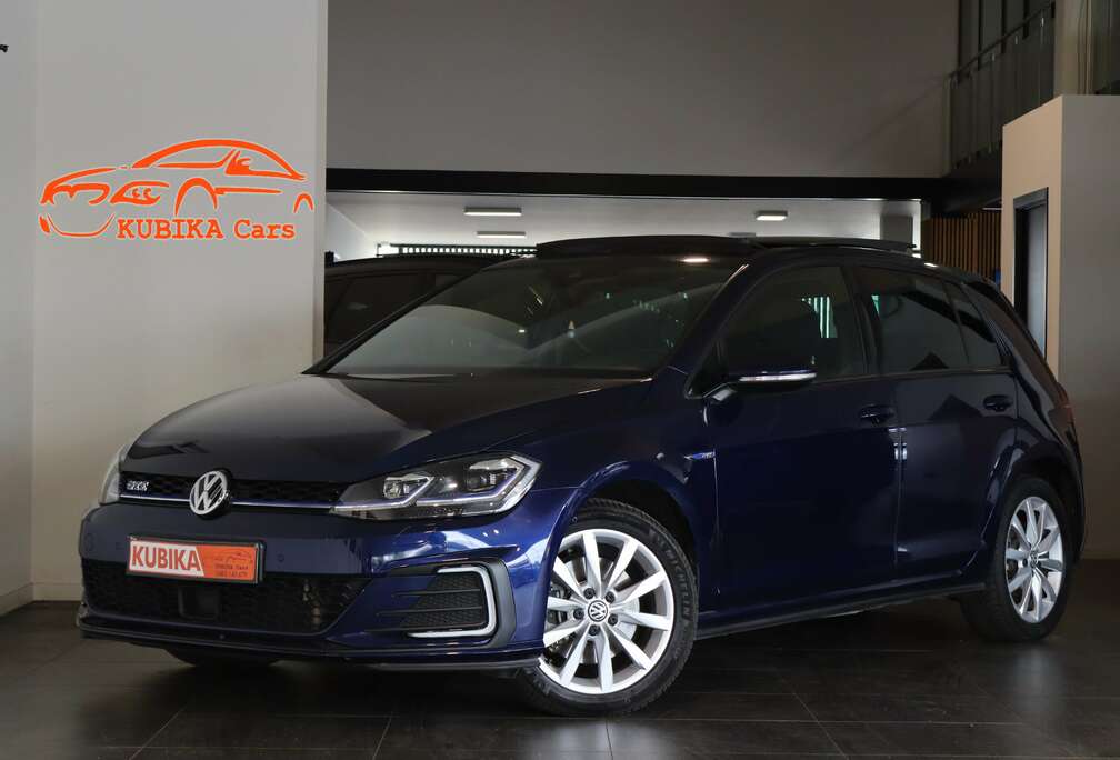 Volkswagen Golf GTE 1.4 TSI Plug-In Hybrid DSG Pano ACC Garantie*