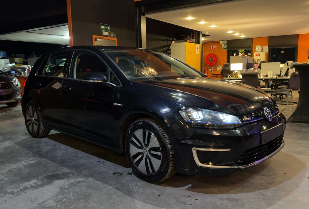 Volkswagen e-Golf électrique/12 mois de garantie