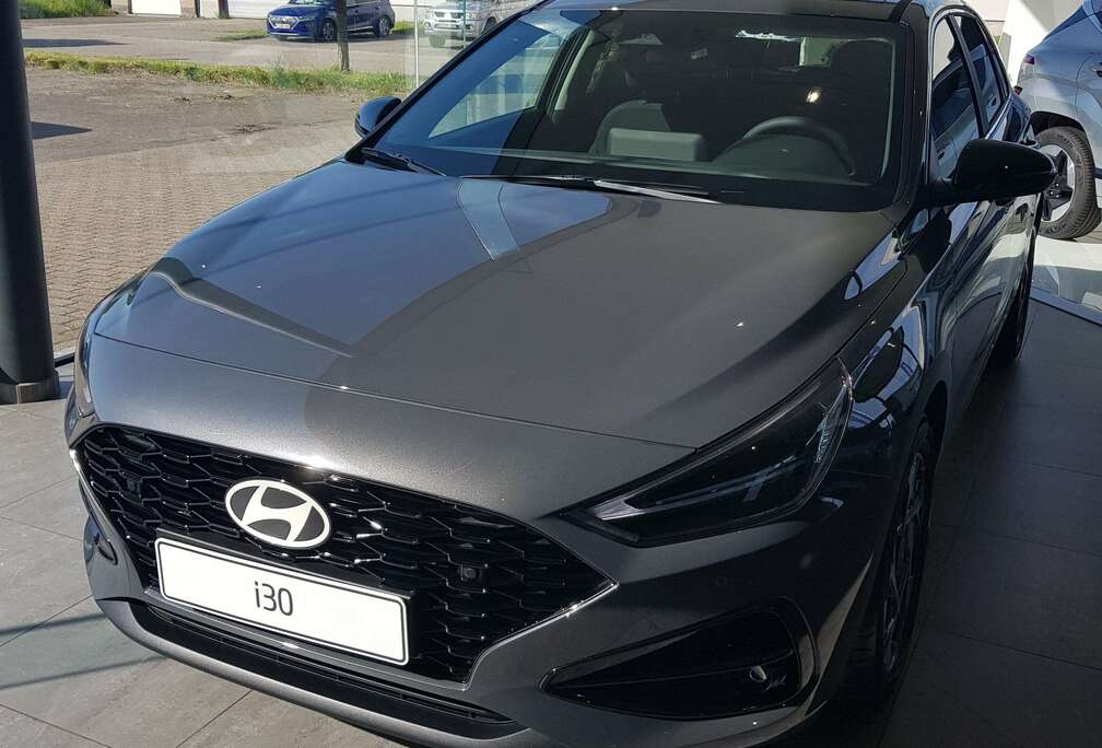 Hyundai 1.0 T-GDi MHEV Techno DCT Nieuw Model 2025