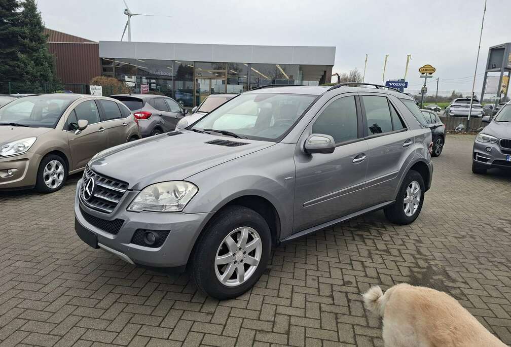 Mercedes-Benz ML 300 CDI BlueEFFICIENCY