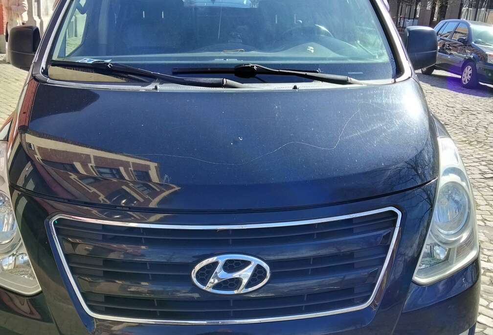 Hyundai People 2.5 CRDi Executive DPF