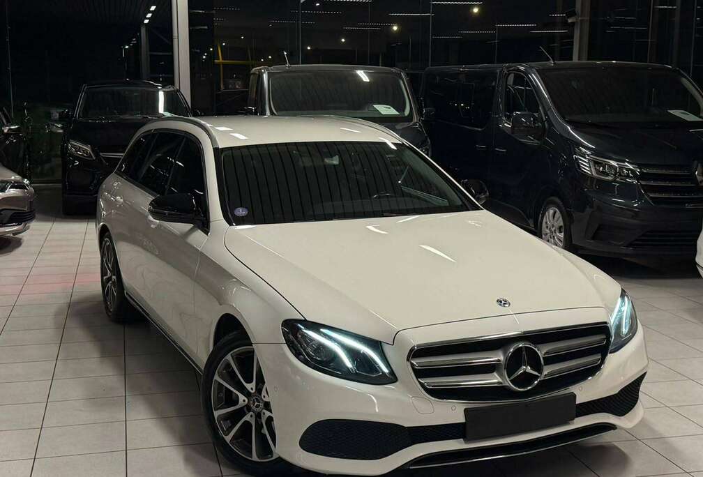 Mercedes-Benz Mercedes-benz E200 4 MATIC 2.0i Essence 135kW Euro 6