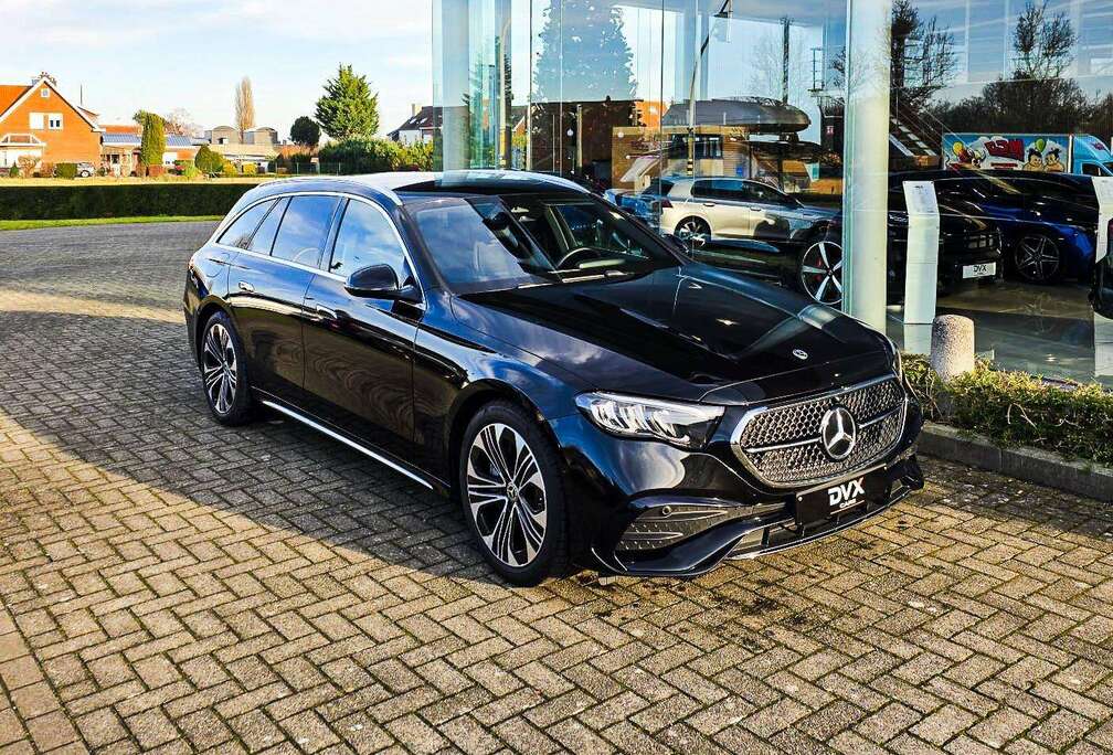 Mercedes-Benz Hybrid AMG Adv/Burmester/Camera/Keyless/20m Gar
