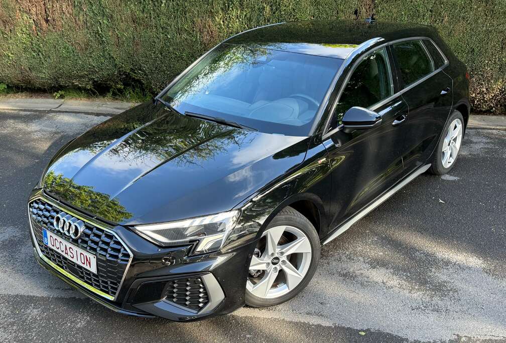 Audi Sportback 2.0L TDi 150CV Sport S tronic S-Line